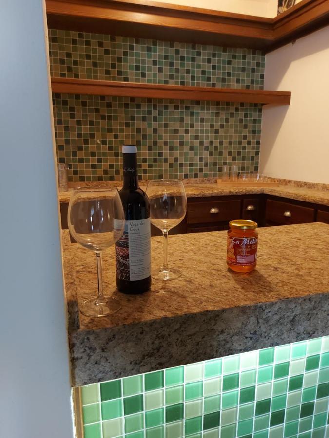 Apartamentos Candela Эль-Чорро Экстерьер фото